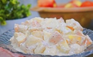 Read more about the article Fruit Salad Recipe in Urdu & English | Russian Salad